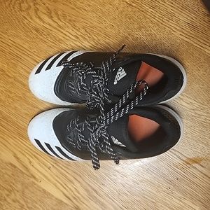 Boys Adidas baseball cleats